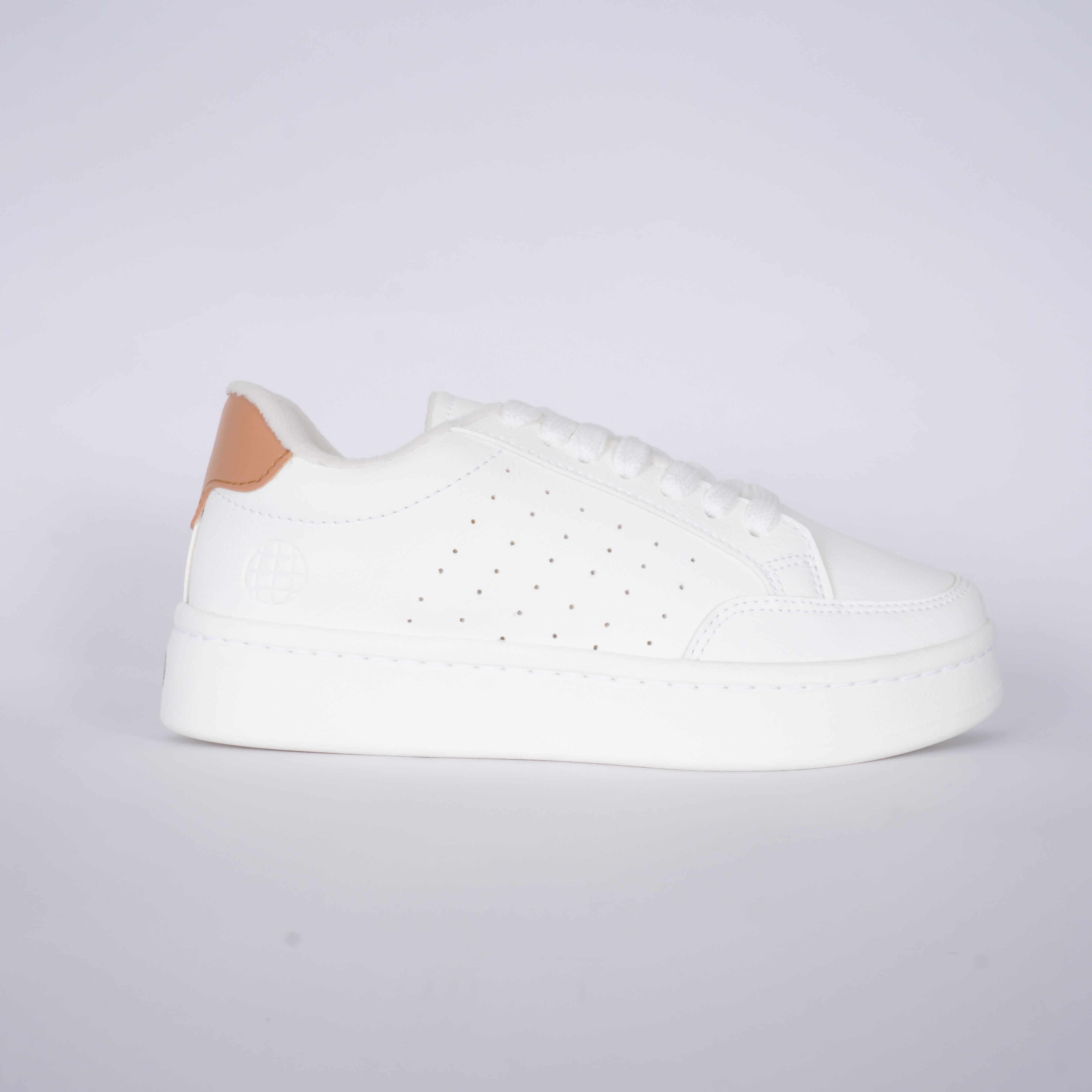 Tenis Aura Clásico 1220
