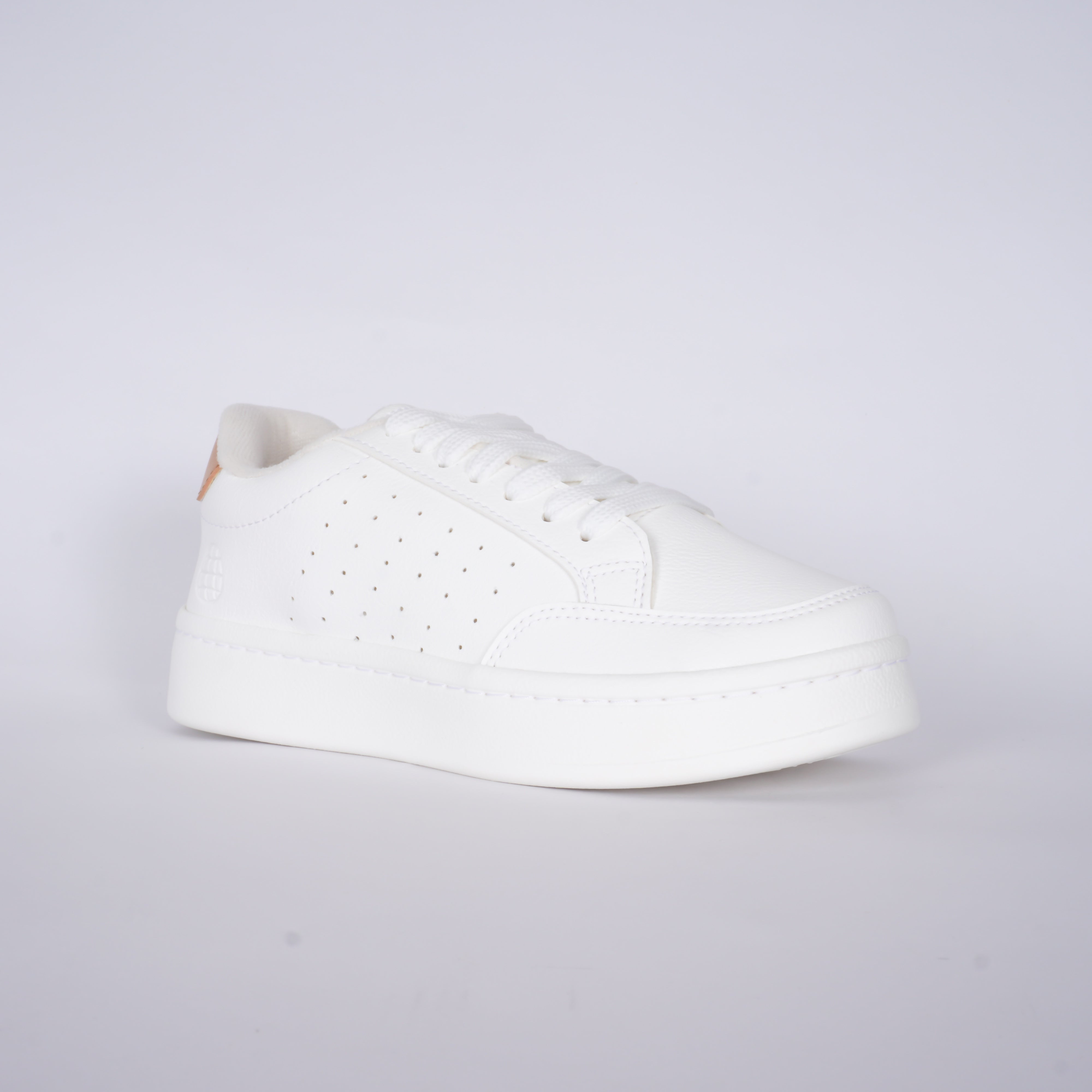 Tenis Aura Clásico 1220
