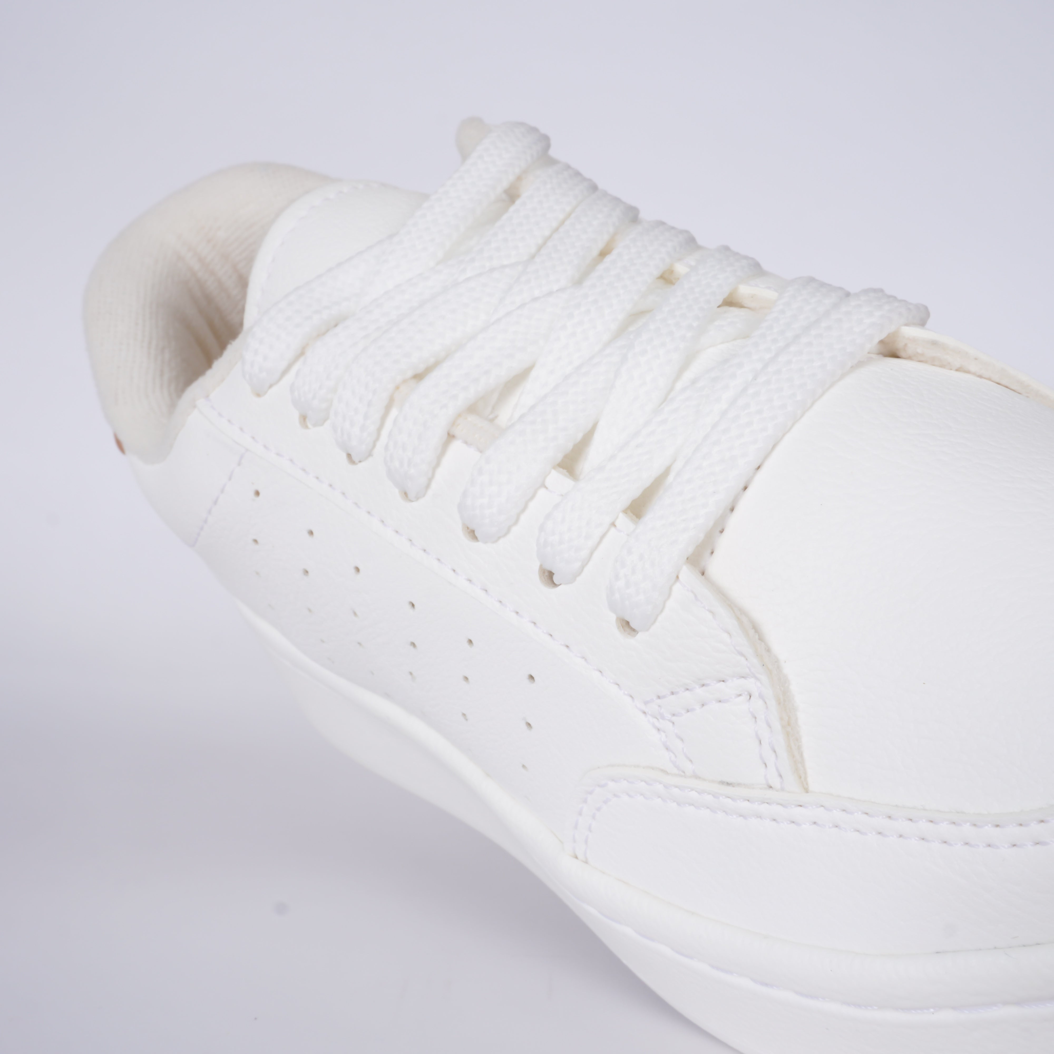 Tenis Aura Clásico 1220