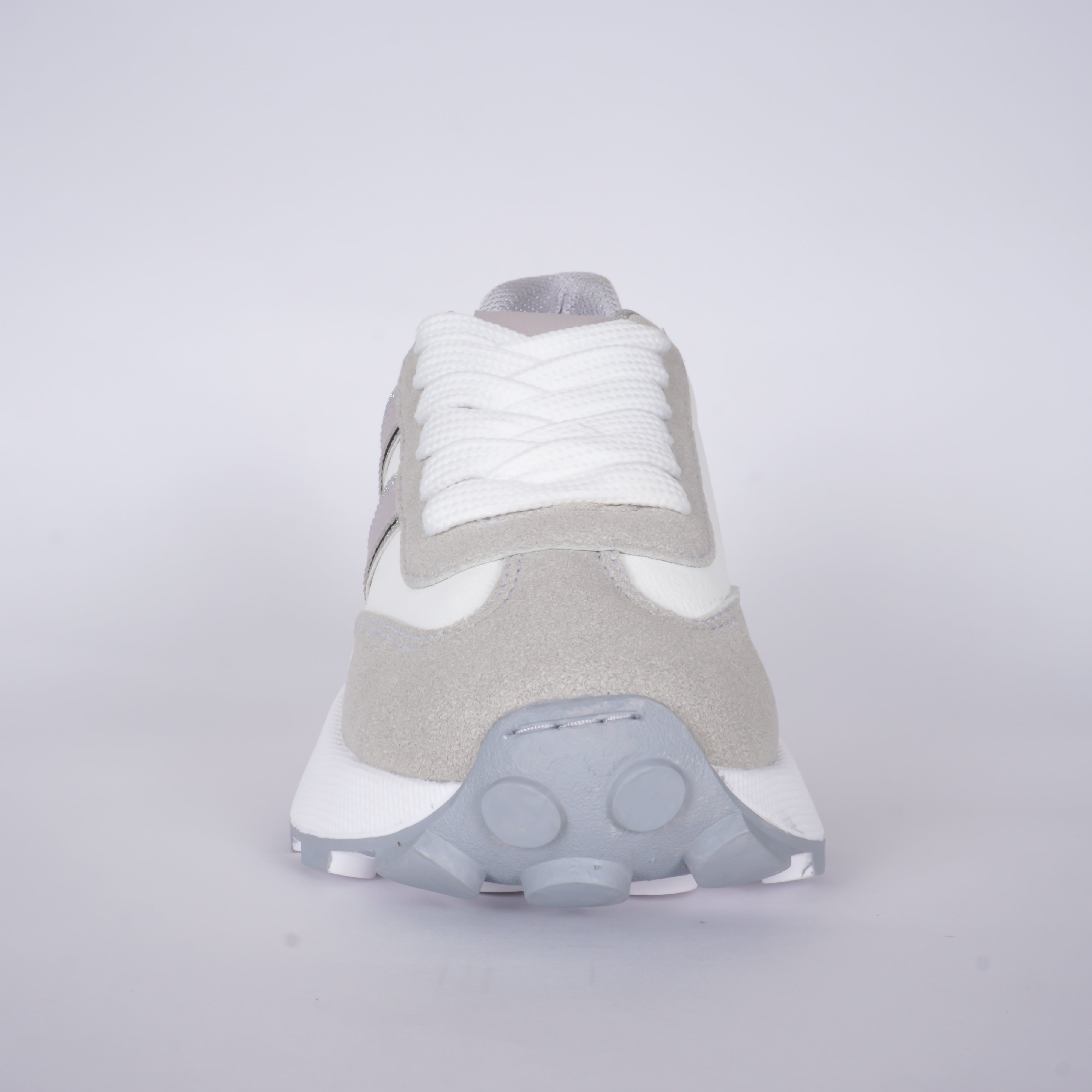 Tenis Luna Clásico 1047