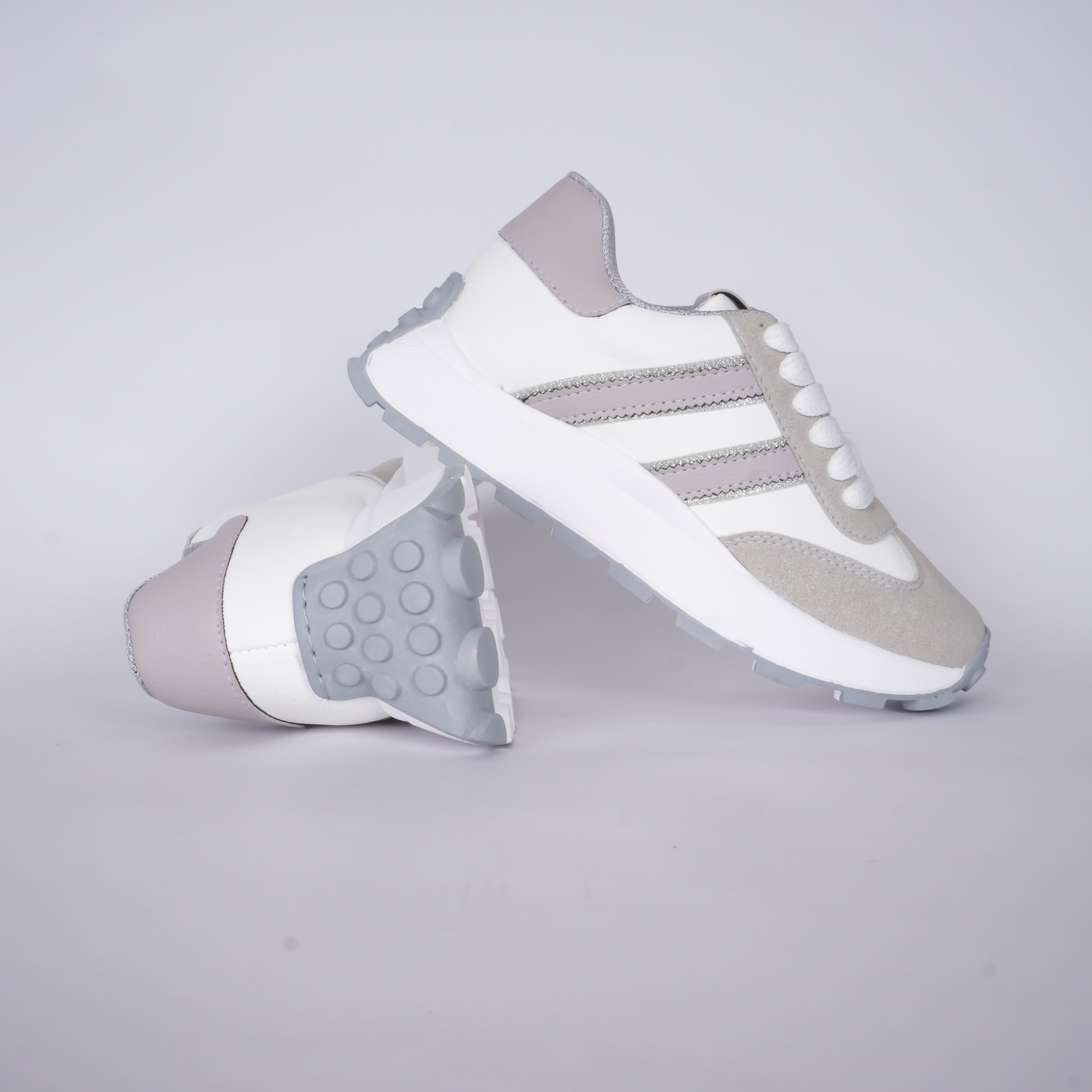 Tenis Luna Clásico 1047