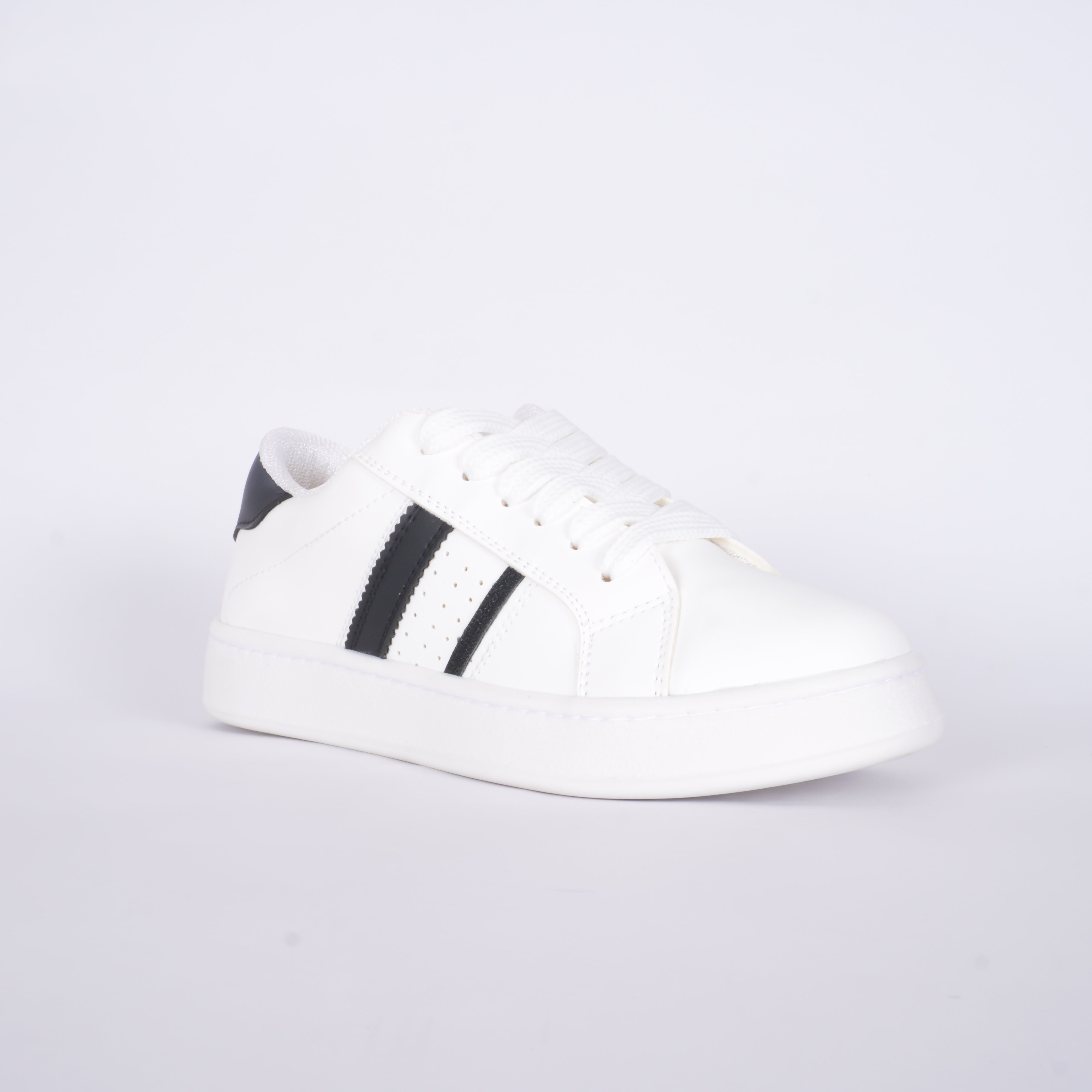 Tenis Lilia Clásico 3505