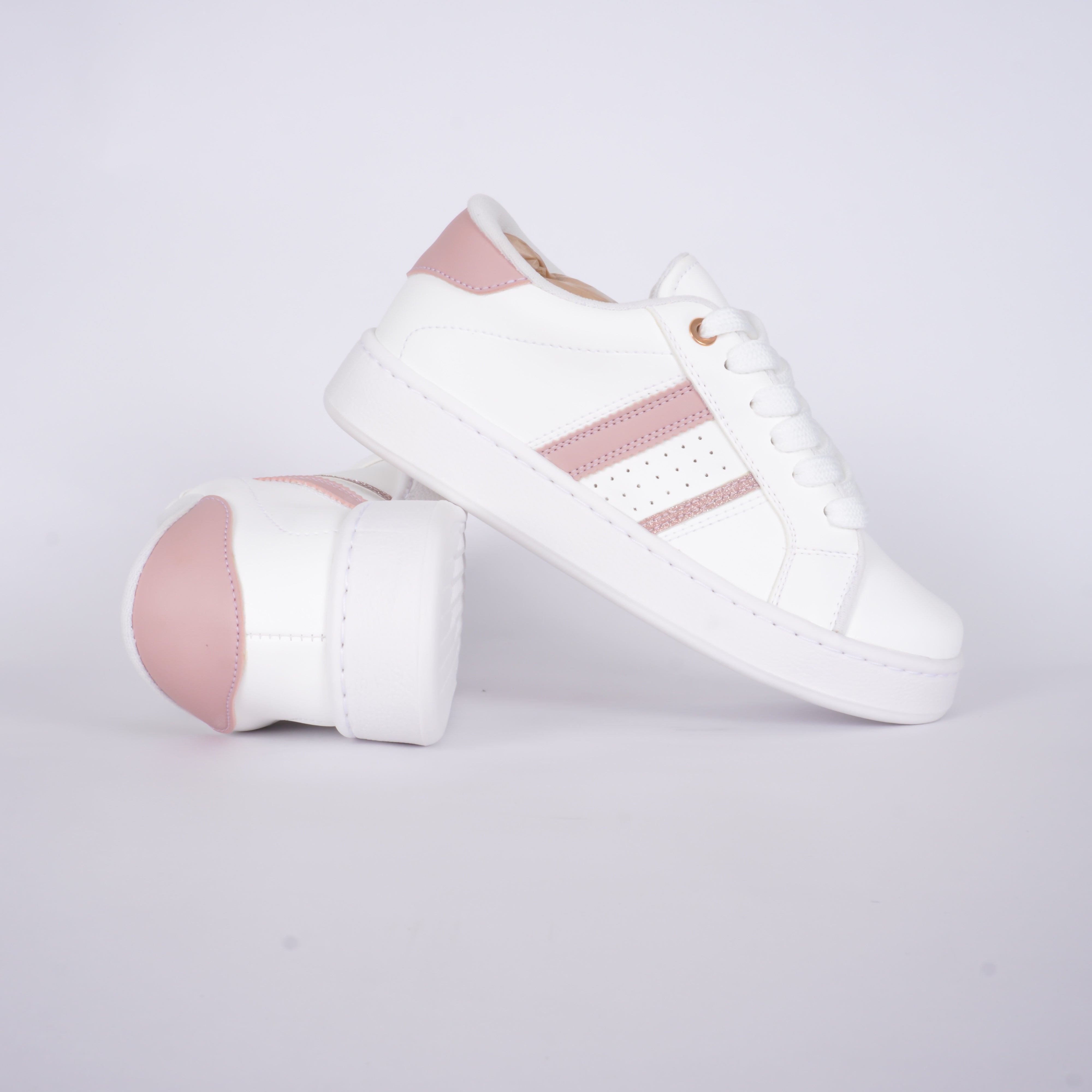 Tenis Lilia Clásico 3505