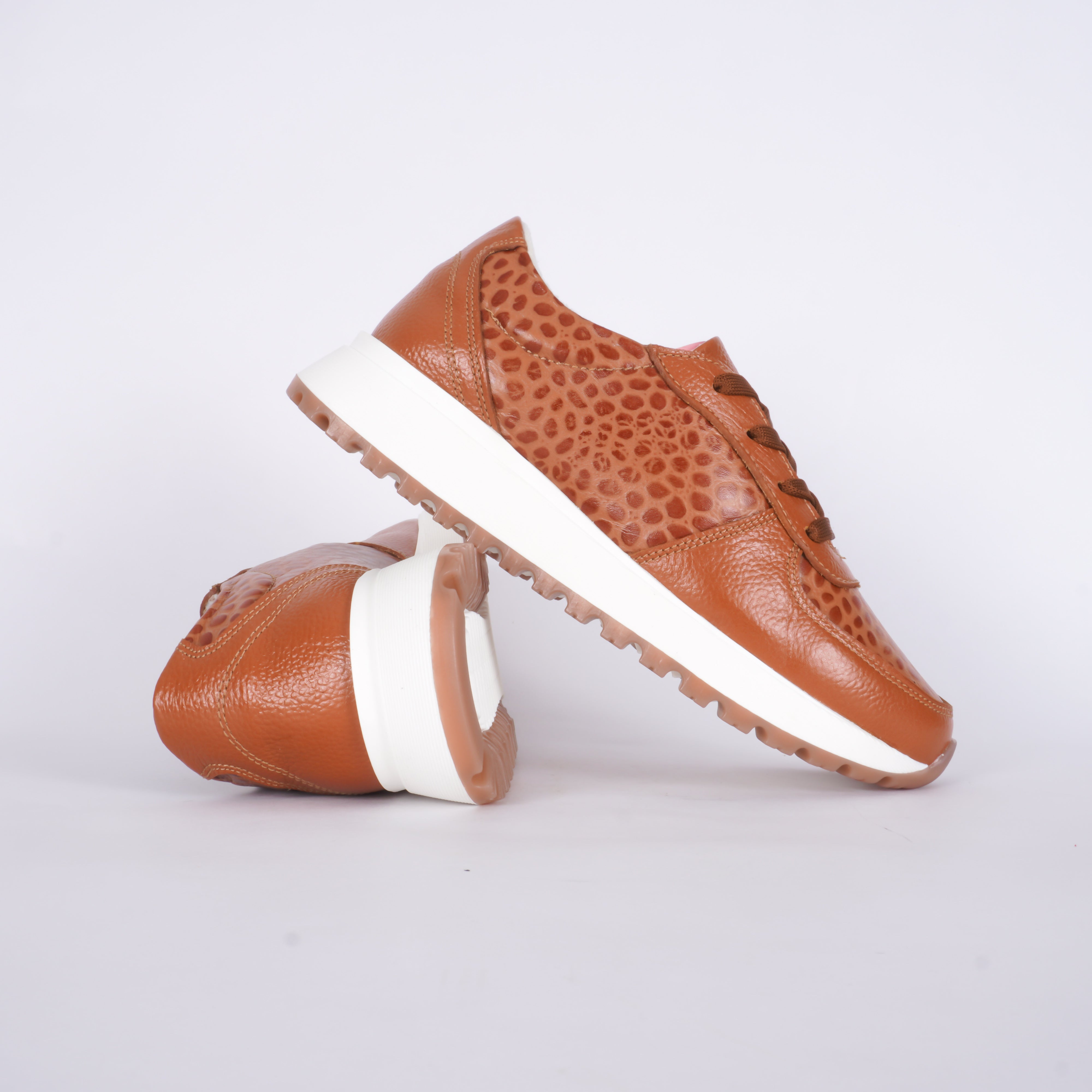 Tenis Eleganza En Cuero 0604